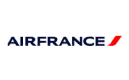 Logo Air France comportant les mots AIRFRANCE en lettres majuscules bleu foncé avec une bande rouge en angle sur le côté droit, sur un fond rose uni.